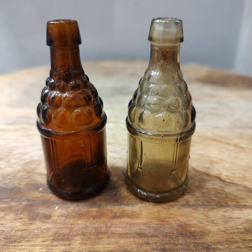 Vtg‎ Pair of Miniature Amber Glass Wine Decanter Bottles Grape Motif